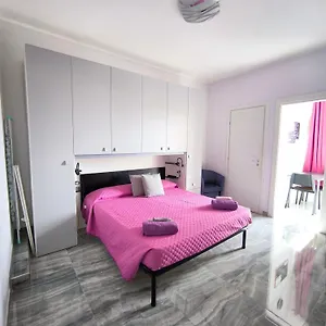 casa-viola-al-centro.sicilyhotelsitaly.net/