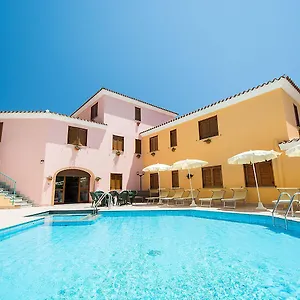 Cala Viola Aparthotel