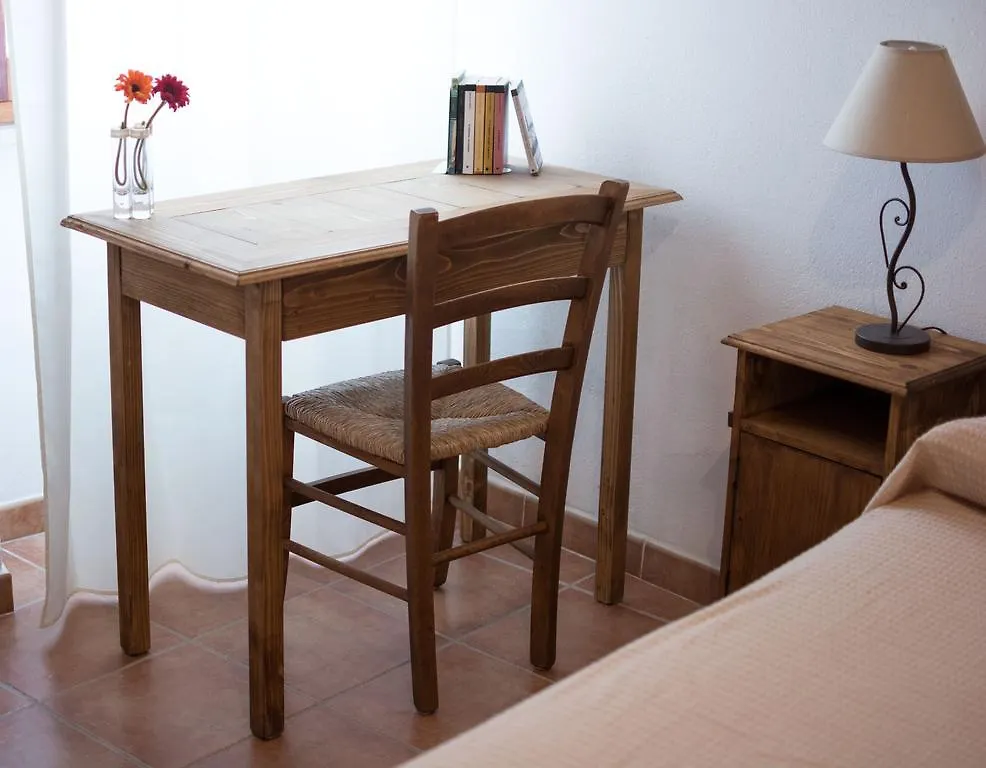 Bed and Breakfast Domo Mea à Nuoro  Couette-café